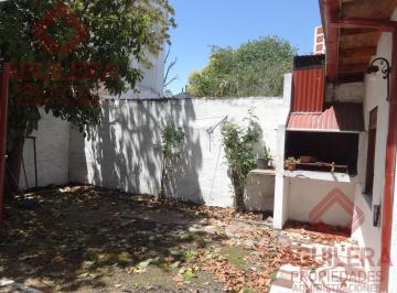 Casa · 100m² · 4 Ambientes · 3 Cocheras · Venta Casa 3 Dorm. Sobre Lote Propio en Zona Guido y Rodríguez Peña