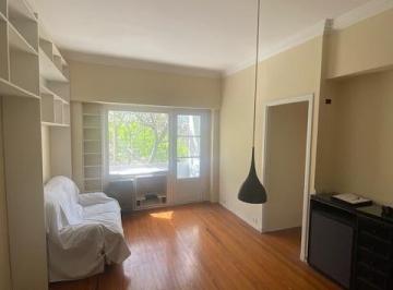 Departamento · 59m² · 3 Ambientes · Depto. 3 Amb. Al Frente C/ Balcón