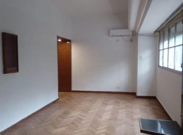 Departamento de 4 ambientes, Villa Crespo · Alquiler Dto. 4 Ambientes Amplios Al Frente, Patio