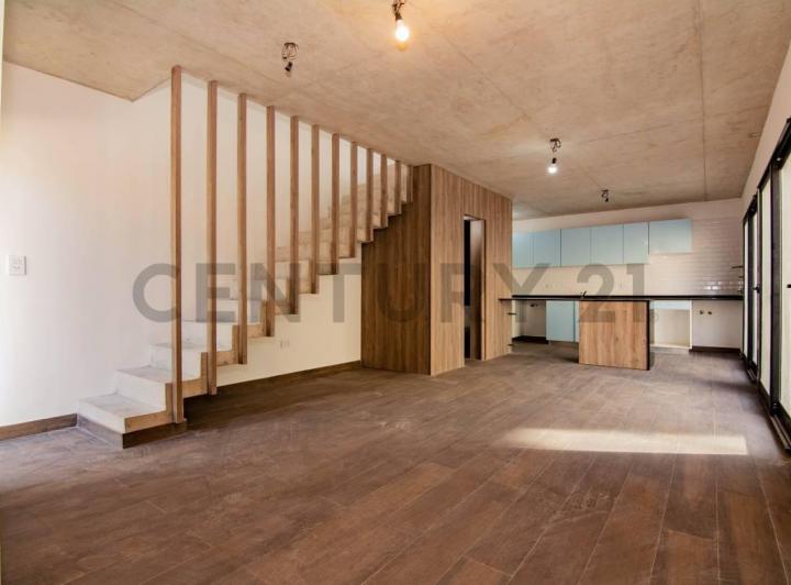 Casa · 80m² · 3 Ambientes · 1 Cochera