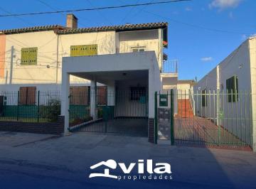 VLA-VLA-2337_2 · Alquiler de Casa Tipo PH en Planta Alta, 200 Viviendas, Ciudad Evita