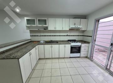 PH · 105m² · 3 Dormitorios · En Alquiler | PH de 3 Dorm. | Plottier