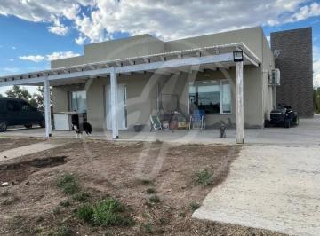 Quinta vacacional · 393m² · 3 Ambientes · Casas - Quinta - Puerto Madryn