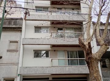 Departamento · 50m² · 3 Ambientes · 1 Cochera · Alquiler Depto 2 Dorm. + Cochera 42 E/10 y 11