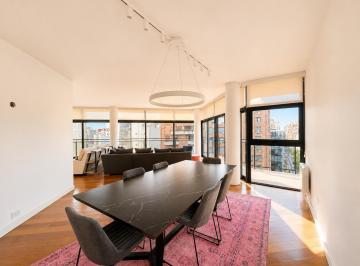 Departamento · 220m² · 3 Dormitorios · Penthouse de Categoría 220 m² Último Piso