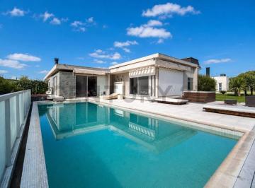 Casa · 300m² · 3 Dormitorios · 2 Cocheras · Country Lomas de City Bell Casa en Venta