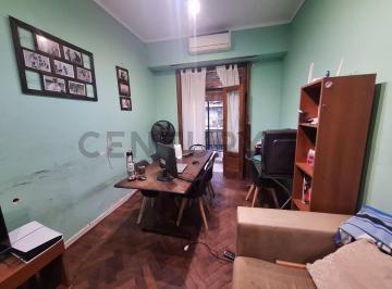 Departamento · 60m² · 3 Ambientes · Departamento 3 Ambientes Al Frente a Reciclar, Villa Crespo. Apto Crédito!