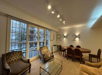 Departamento · 93m² · 4 Ambientes · Venta! Semipiso Al Frente en Excelente Estado