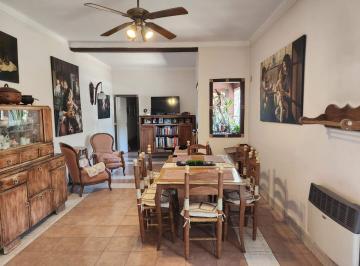 Casa · 147m² · 4 Ambientes · 1 Cochera · Venta Casa 4 Ambientes Cn Patio y Cochera Lavallol