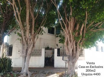 imagen1 · En Venta Casa en Esquina Urquiza 200 m²