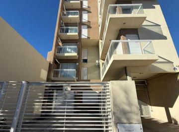 Departamento · 45m² · 1 Ambiente · 1 Cochera · Departamento en Planta Baja - con Patio