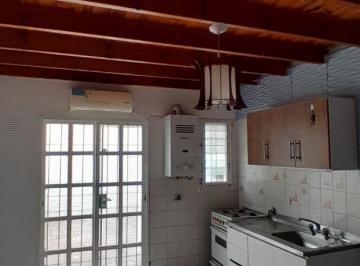 Departamento · 35m² · 2 Ambientes · Alquiler PH Tipo Duplex 1 Dormitorio 67 y 117
