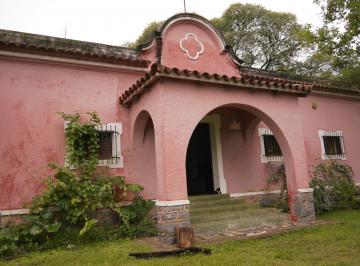 Casa de 9 ambientes, Unquillo · Casa Antigua de Estilo - Única - de Montaña