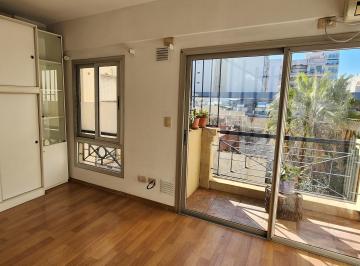 Departamento de 1 ambiente, Caballito · Monoambiente con Cochera Luminoso