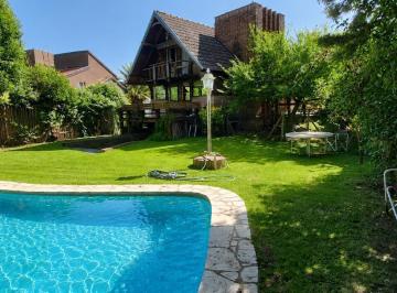 Casa · 190m² · 4 Ambientes · 4 Cocheras · Casa en Venta 4 Ambientes en Campo Chico Country Club