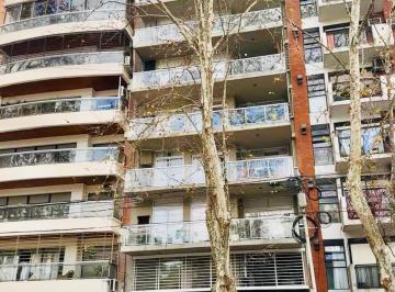 Departamento · 110m² · 4 Ambientes · 1 Cochera · Departamento en Venta en Flores! con Cochera y Baulera!