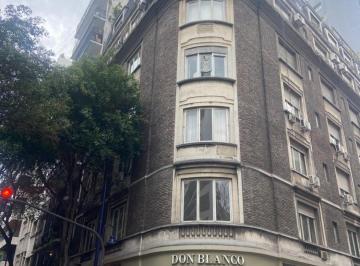 Departamento · 280m² · 5 Ambientes · Uruguay Esq: Juncal - Edificio de Categoría - Muy Buena y Gran Terraza con Pequeña Pileta y Parri