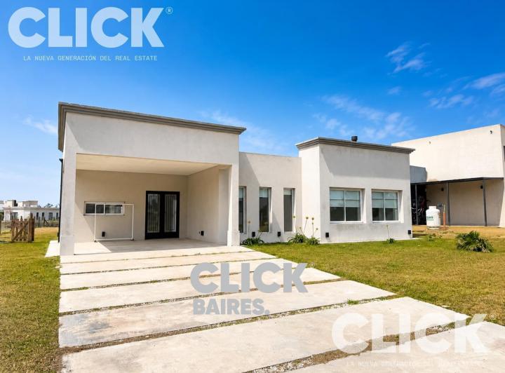 Casa · 160m² · 4 Ambientes · 2 Cocheras