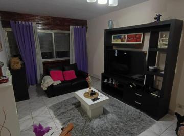 Departamento · 65m² · 4 Ambientes · Departamento en Villa Lugano I y II