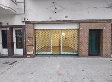 Local comercial · 22m² · Lccal en Alquiler de 22 m con Baño.
