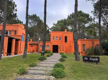 Casa · 418m² · 5 Dormitorios · 2 Cocheras · Pinamar - Barrio La Herradura - La Lupita