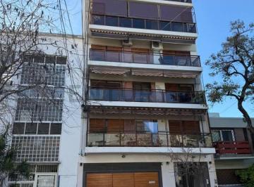 Departamento · 120m² · 4 Ambientes · 1 Cochera · Venta Excelente Piso en Parque Chacabuco