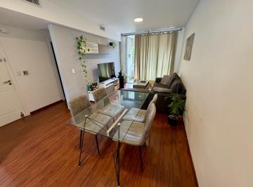 Departamento · 45m² · 2 Ambientes · 1 Cochera · Departamento Dos Ambientes con Cochera en Venta - Quilmes Centro