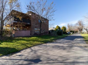 Casa · 160m² · 2 Cocheras · Casa en Barrio La Cuesta - Fátima - Pilar