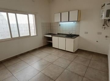 PH de 2 ambientes, Tres de Febrero · Dpto PH de 2 Amb C/ Patio. a m de La Estación Tropezón