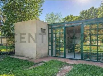 Casa · 78m² · 4 Ambientes · 2 Cocheras · Oportunidad, Casa 2 Dorm. en Ibarlucea