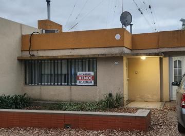Casa de 2 ambientes, Carcarañá · Vendo Casa Excelente Estado