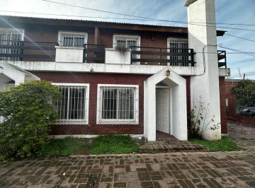 Departamento de 4 ambientes, Moreno · Dúplex en Alquiler en Moreno