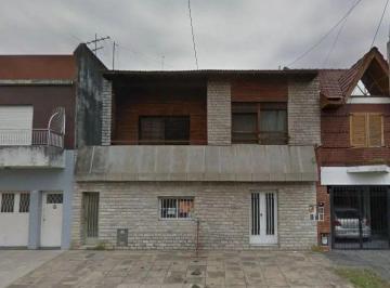 HXM-HXM-28_2 · Venta Casa Multifmiliar en 2 Plantas Sobre Lote de 10 X 22, Ramos Mejia
