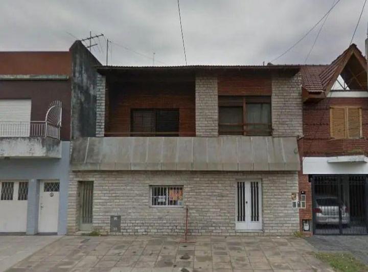 Terreno · 200m² · 4 Ambientes