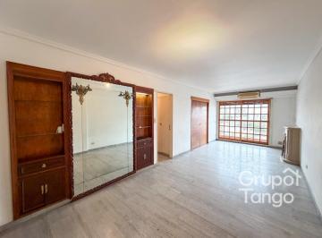 Departamento · 114m² · 6 Ambientes · Venta Departamento Caballito Seis Ambientes Balcón Dependencia Contrafrente Semipiso Apto Credito