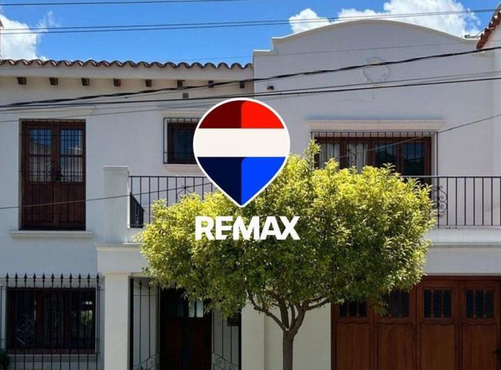Casa · 282m² · 4 Ambientes · 1 Cochera