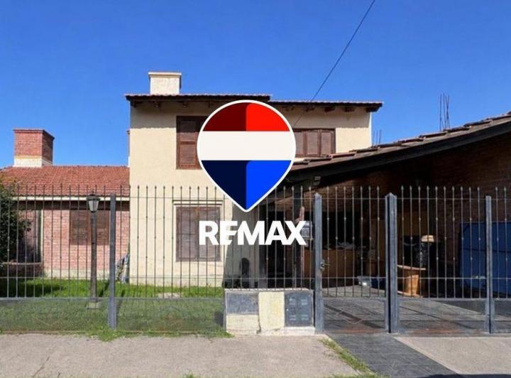 Casa · 160m² · 7 Ambientes · 1 Cochera