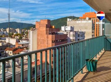 Departamento · 114m² · 6 Ambientes · 1 Cochera · Departamento en Venta Av Belgrano Centro 3 Dorm