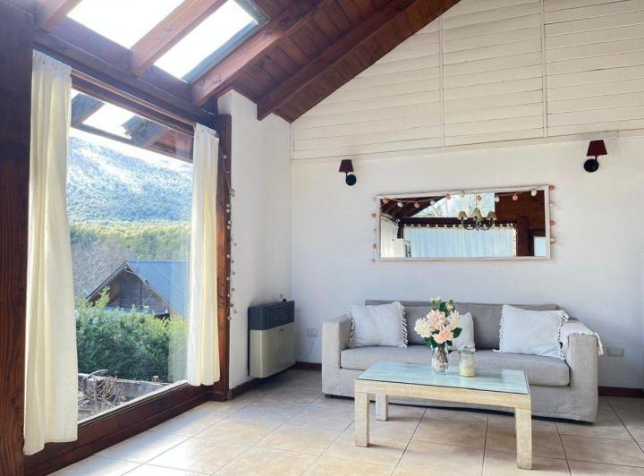 Casa · 101m² · 5 Ambientes · 1 Cochera