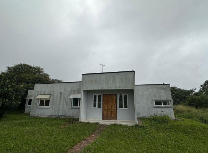 Casa · 98m² · 4 Ambientes