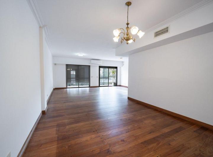 Departamento · 218m² · 8 Ambientes