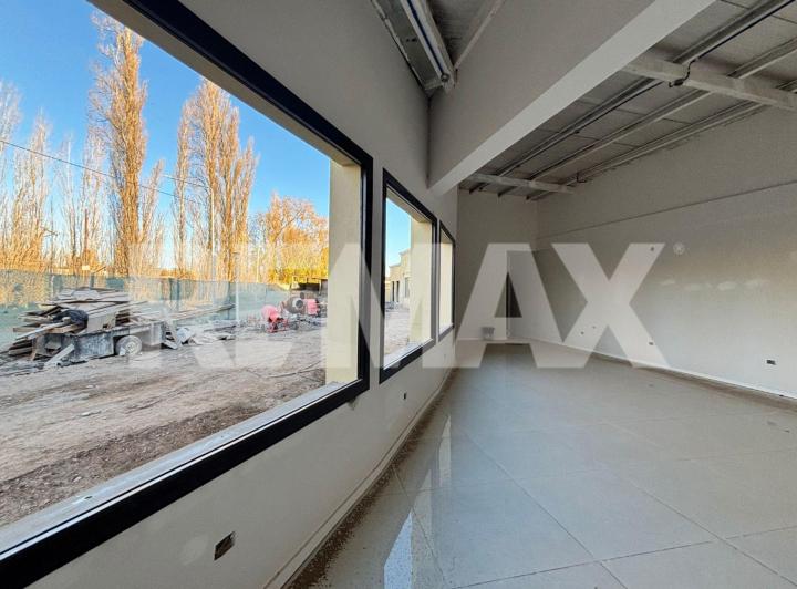 Local comercial · 93m²