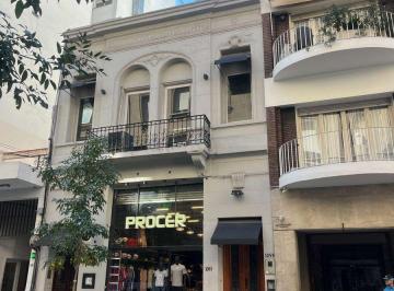 PH · 130m² · 5 Ambientes · Alquiler PH Uso Profesional en Recoleta 130 m²