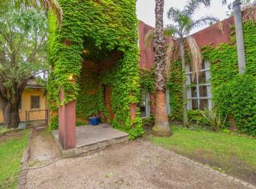 Casa · 550m² · 10 Ambientes · Casa Venta Pilar La Pradera Jardin y Pileta