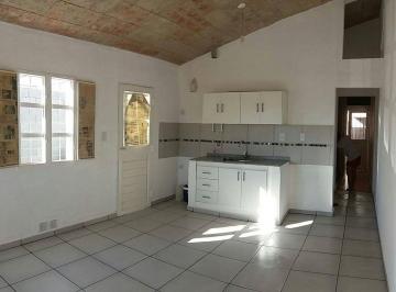 Casa · 56m² · 4 Ambientes · 1 Cochera · Venta Casa Dos Dorm. Carrara Horizonte