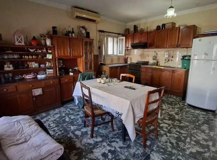 Casa · 85m² · 3 Ambientes · 1 Cochera