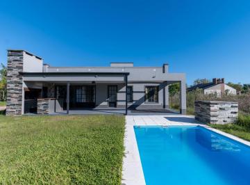 Quinta vacacional · 70m² · 2 Dormitorios · Quinta en Arroyo Leyes