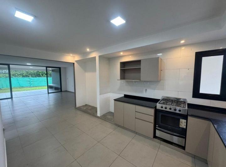 Casa · 135m² · 5 Ambientes