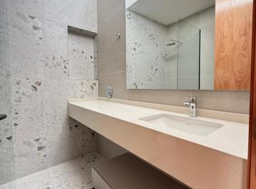 Casa · 165m² · 5 Ambientes · 1 Cochera · Duplex en Venta 3 Dorm. en Campo Chico