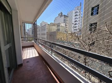 Balcón corrido · Departamento en Rosario